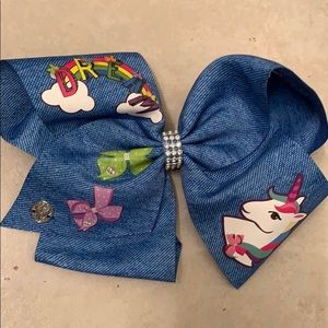 JoJo Siwa Bow